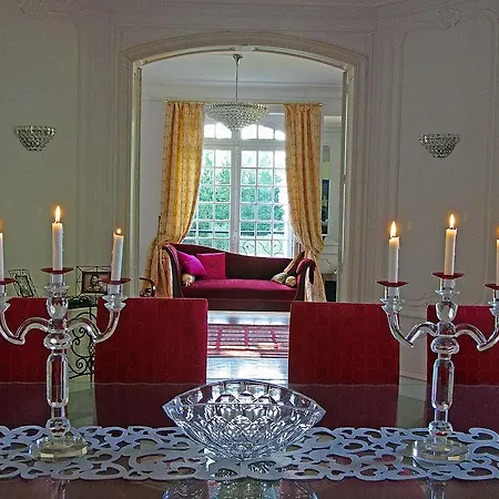 Bed & Breakfast Chateau De Luzigneul