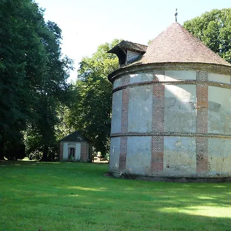 Chateau De Luzigneul Bed & Breakfast Montreuil-lʼArgillé