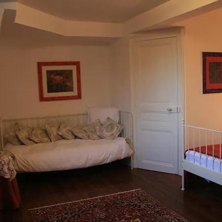 Chateau De Luzigneul Bed & Breakfast Montreuil-lʼArgillé